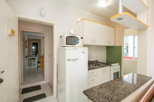 דירות בומבינאס Residencial Melfi 3 Ap.1 Frente מראה חיצוני תמונה